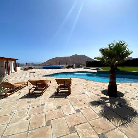 Volcano & Ocean Views Villaverde (Fuerteventura)